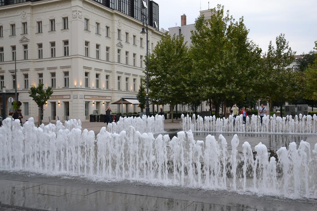 Apartment Szabadsag Ter Budapeszt Zewnętrze zdjęcie