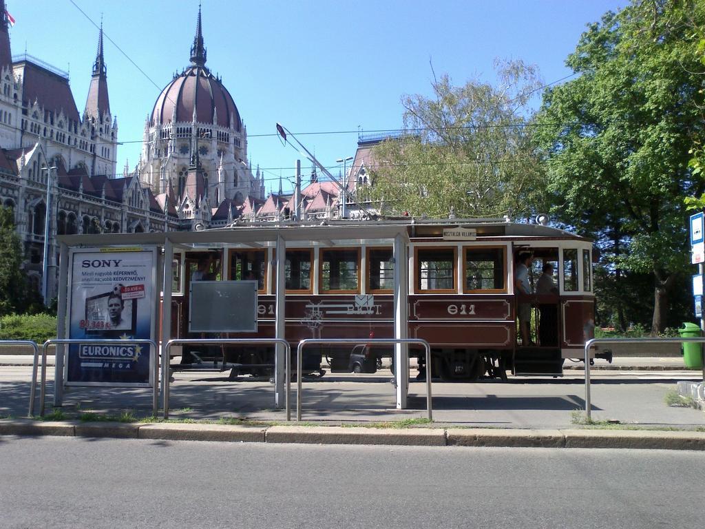 Apartment Szabadsag Ter Budapeszt Zewnętrze zdjęcie