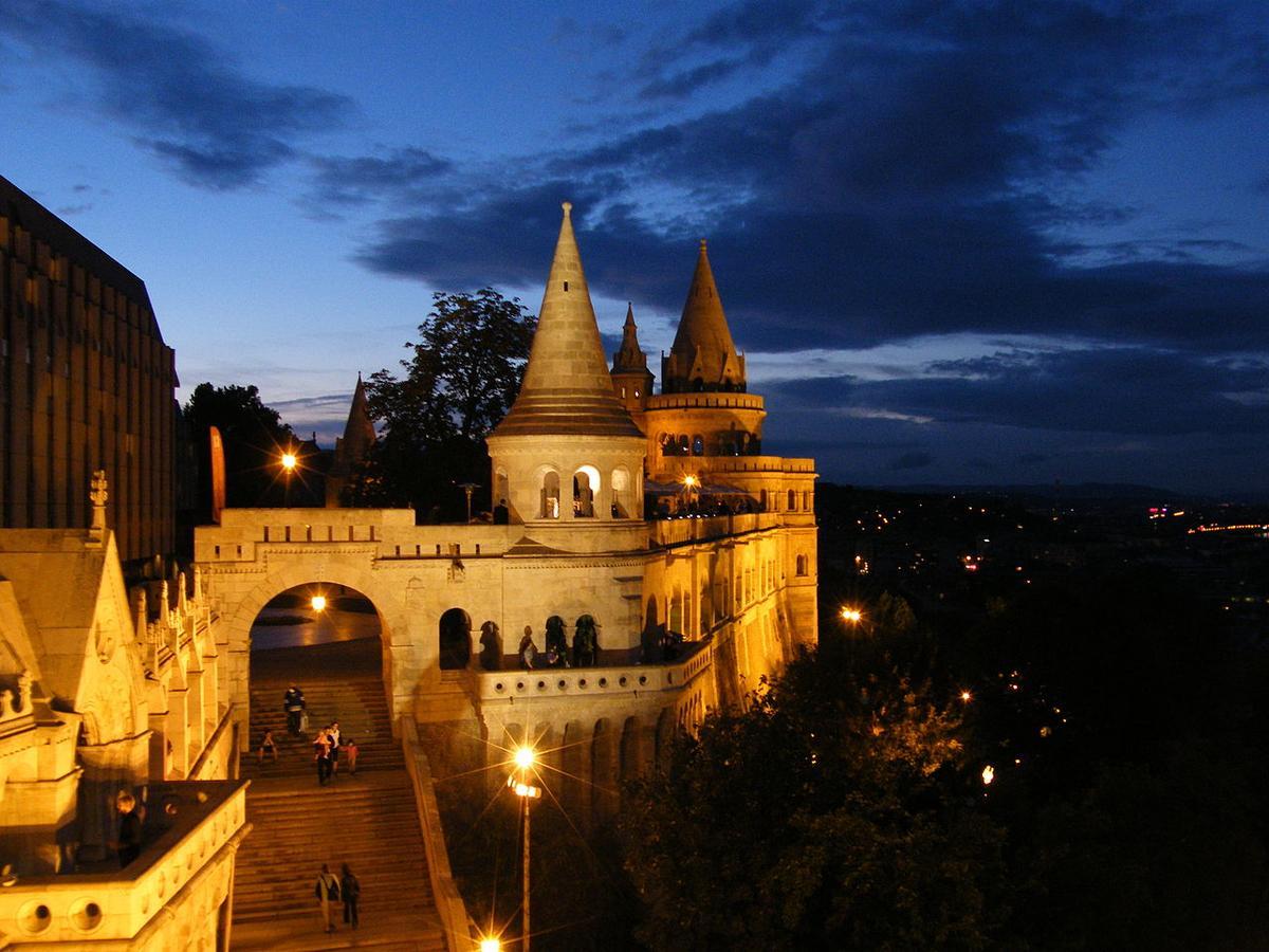 Apartment Szabadsag Ter Budapeszt Zewnętrze zdjęcie